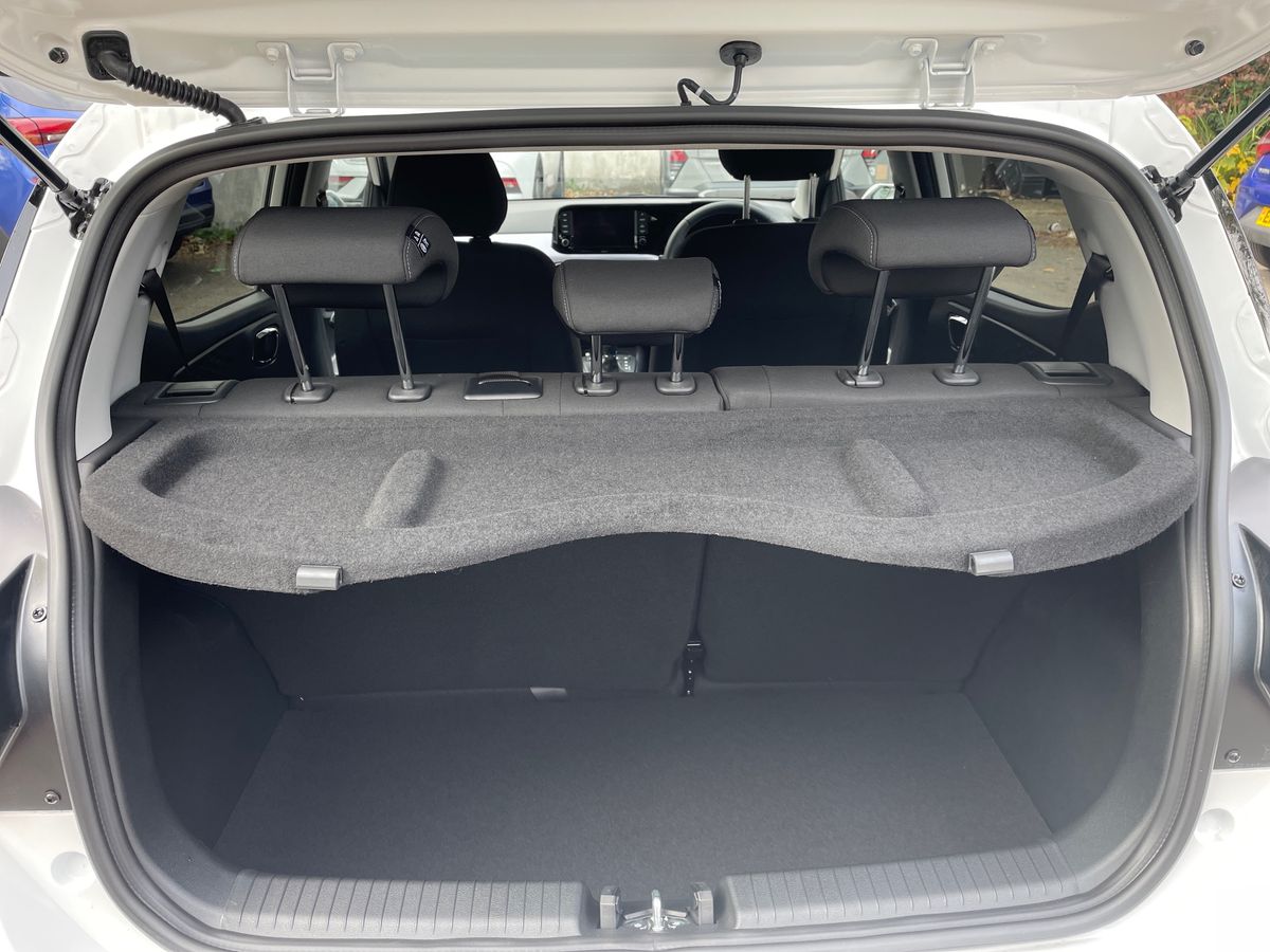 Used Hyundai i10 2025 for sale - 77002613: Photo 12