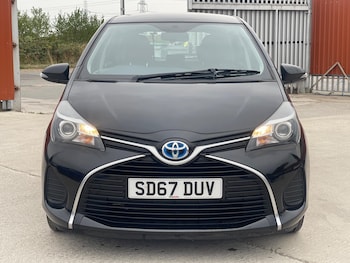 Used Toyota Yaris 2017 for sale - 75609542: Photo