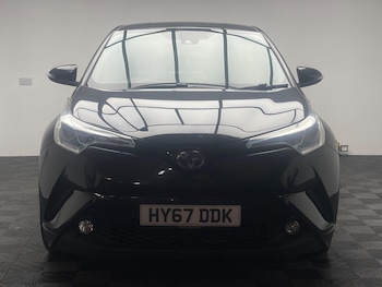 Used Toyota C-HR 2017 for sale - 75810311: Photo