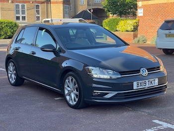 Used Volkswagen Golf 2019 for sale - 75578123: Photo