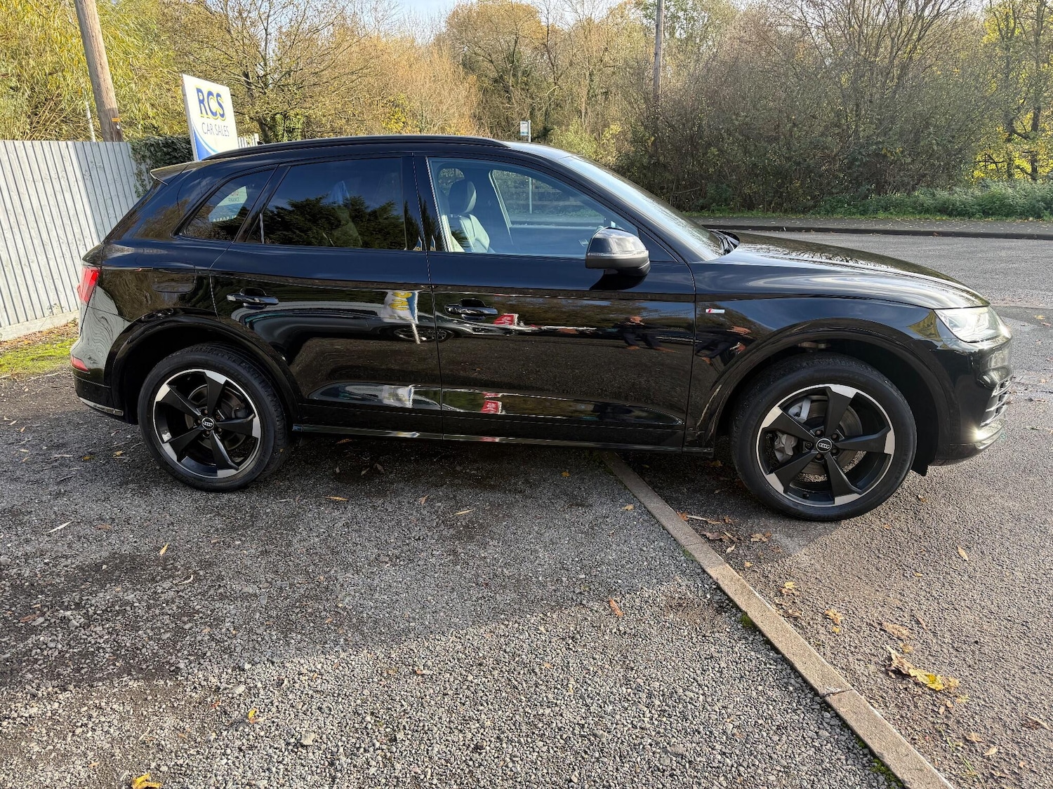 Used Audi Q5 2020 for sale - 76990688: Photo 3