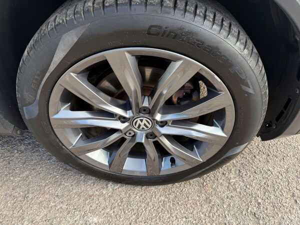 Used Volkswagen T-Roc 2018 for sale - 76215209: Photo 11