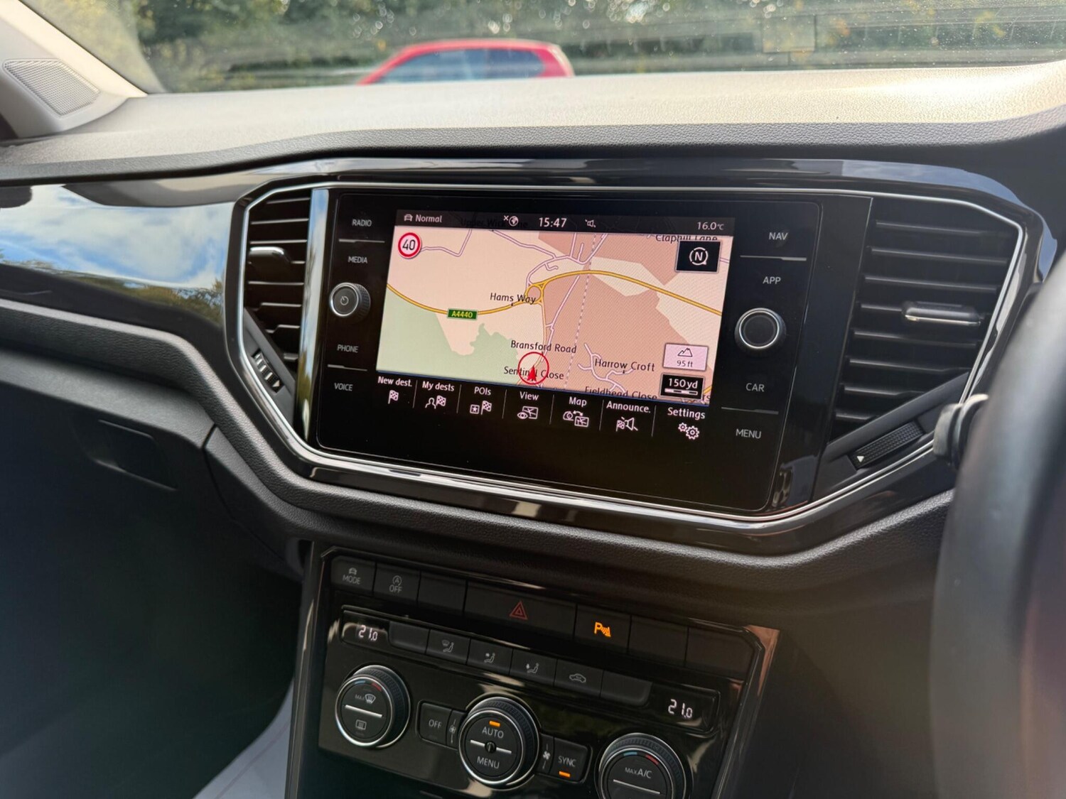 Used Volkswagen T-Roc 2018 for sale - 76215209: Photo 18