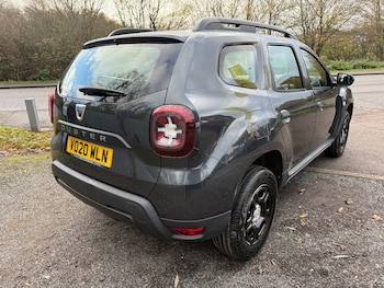 Used Dacia Duster 2020 for sale - 76689224: Photo