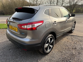 Used Nissan Qashqai 2016 for sale - 77753074: Photo