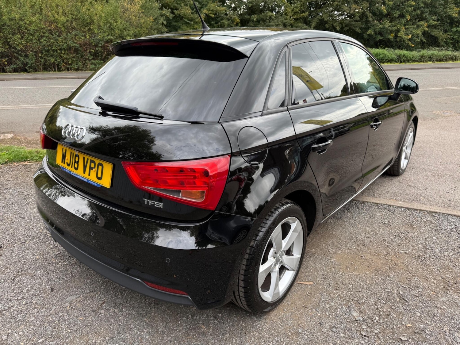 Used Audi A1 for sale - 76992278: Photo 4