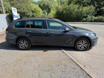 Used Volkswagen Golf 2019 for sale - 75290850: Photo