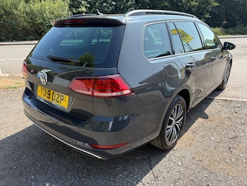 Used Volkswagen Golf 2019 for sale - 75290850: Photo