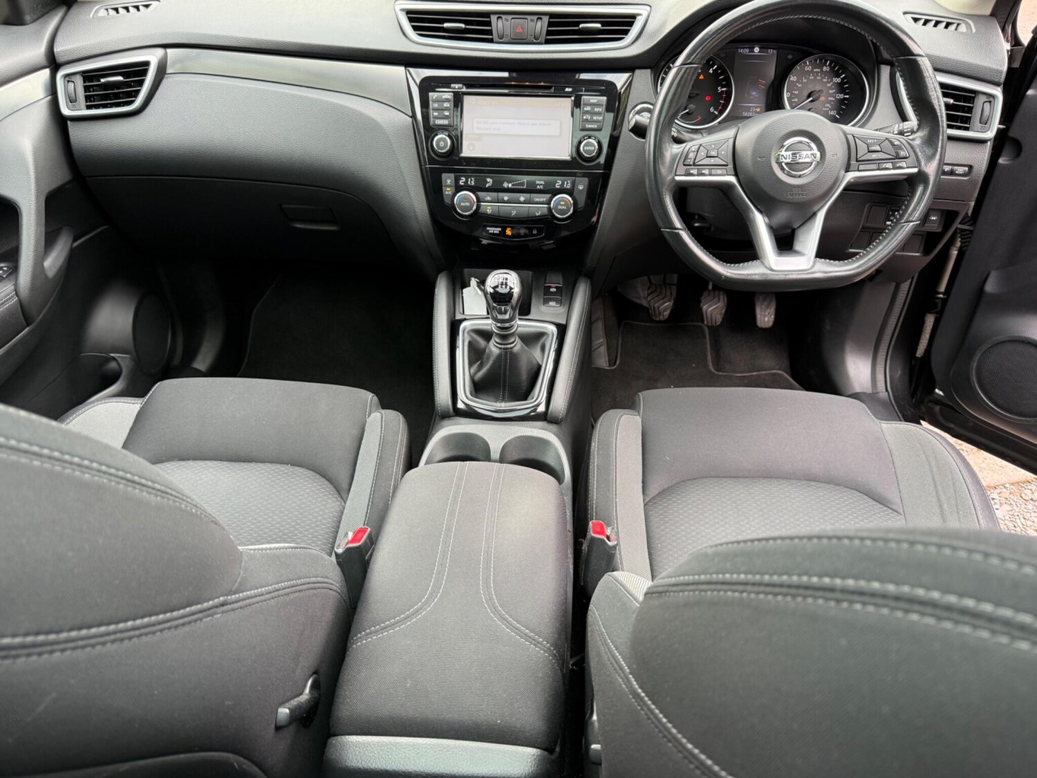 Used Nissan Qashqai for sale - 76108436: Photo 14