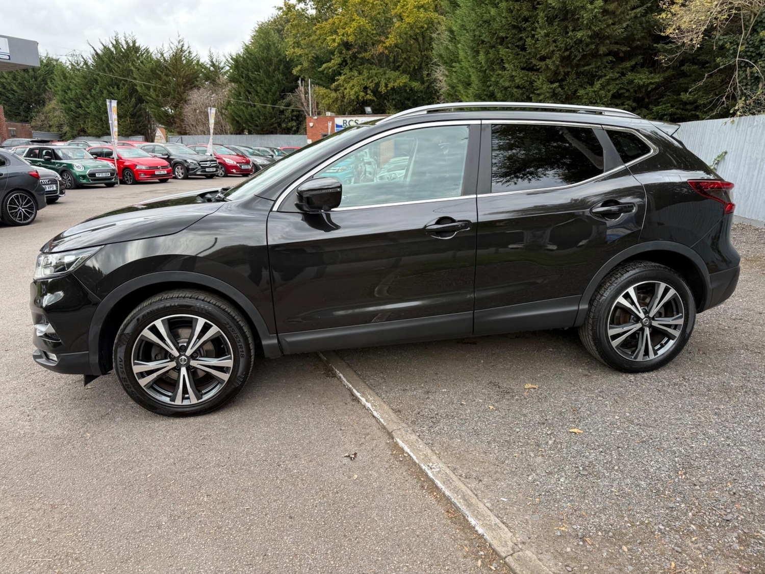 Used Nissan Qashqai for sale - 76108436: Photo 6