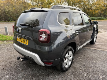 Used Dacia Duster 2020 for sale - 76397861: Photo