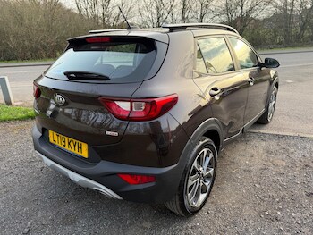 Used Kia Stonic 2019 for sale - 77658088: Photo