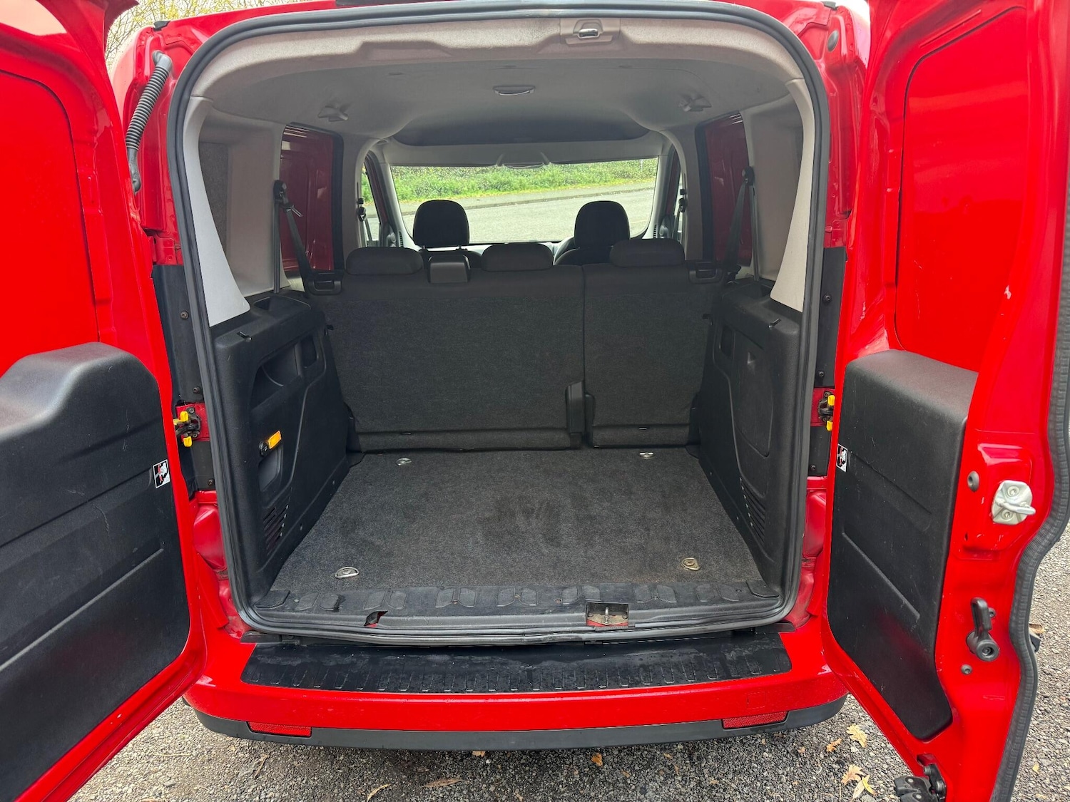 Used Vauxhall Combo 2015 for sale - 76658017: Photo 12