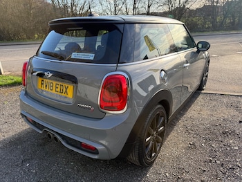 Used MINI Hatch 2018 for sale - 77625500: Photo