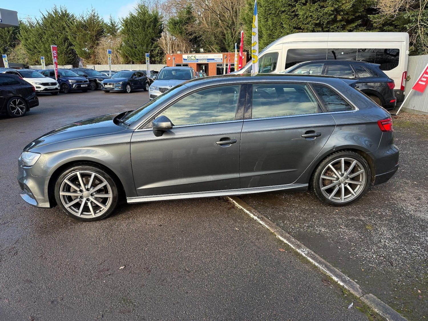 Used Audi A3 2017 for sale - 76952451: Photo 7
