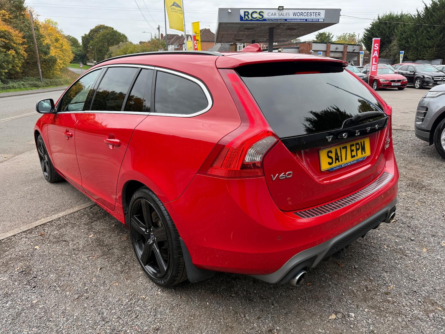 Used Volvo V60 2017 for sale - 76270825: Photo 6