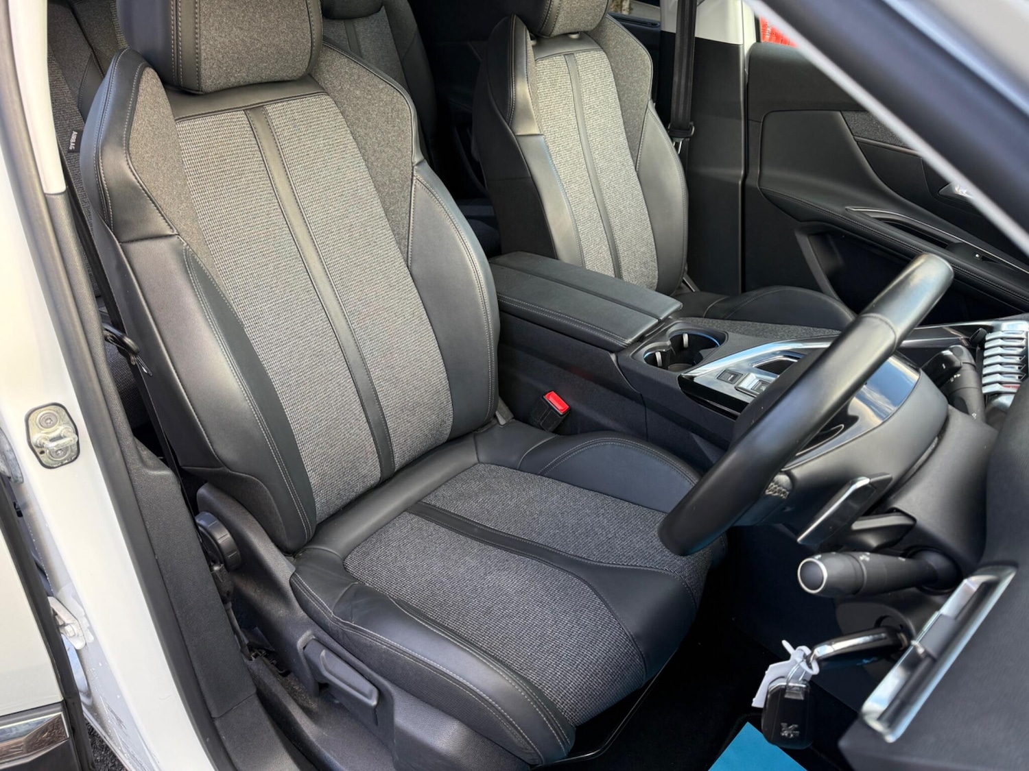 Used Peugeot 5008 2019 for sale - 77230229: Photo 16