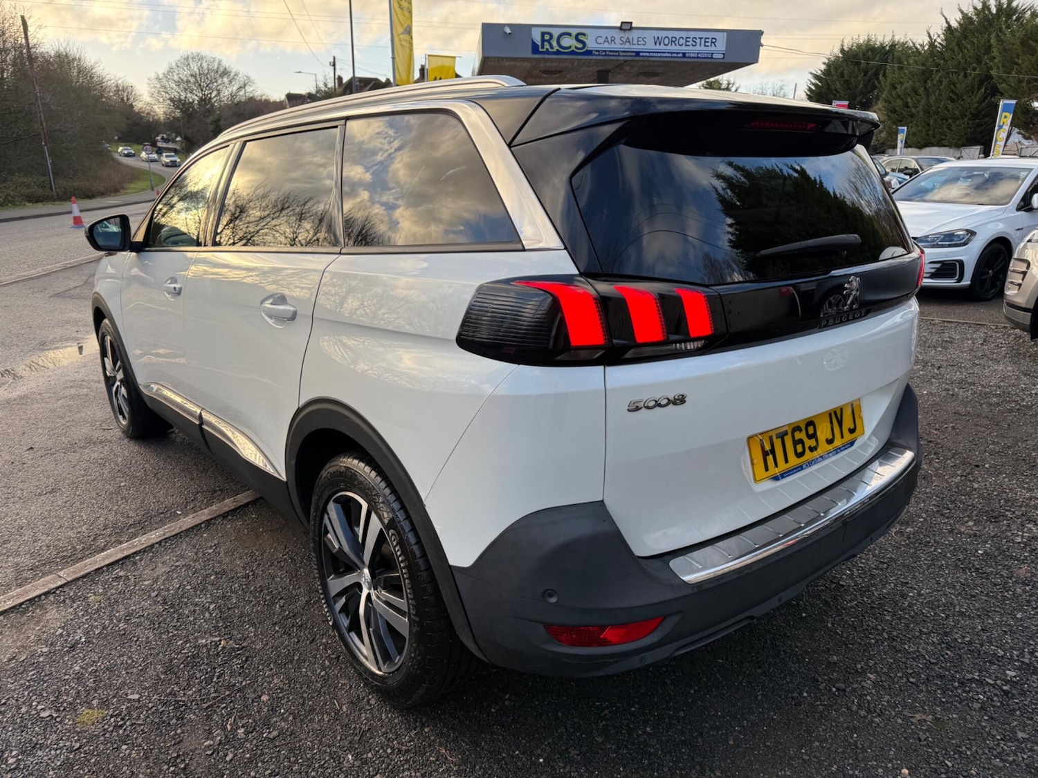 Used Peugeot 5008 2019 for sale - 77230229: Photo 6