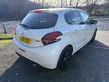 Used Peugeot 208 2015 for sale - 77330743: Photo