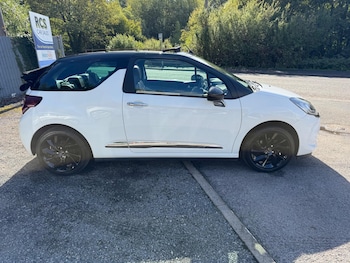 Used DS Automobiles DS 3 Cabrio 2016 for sale - 75708502: Photo