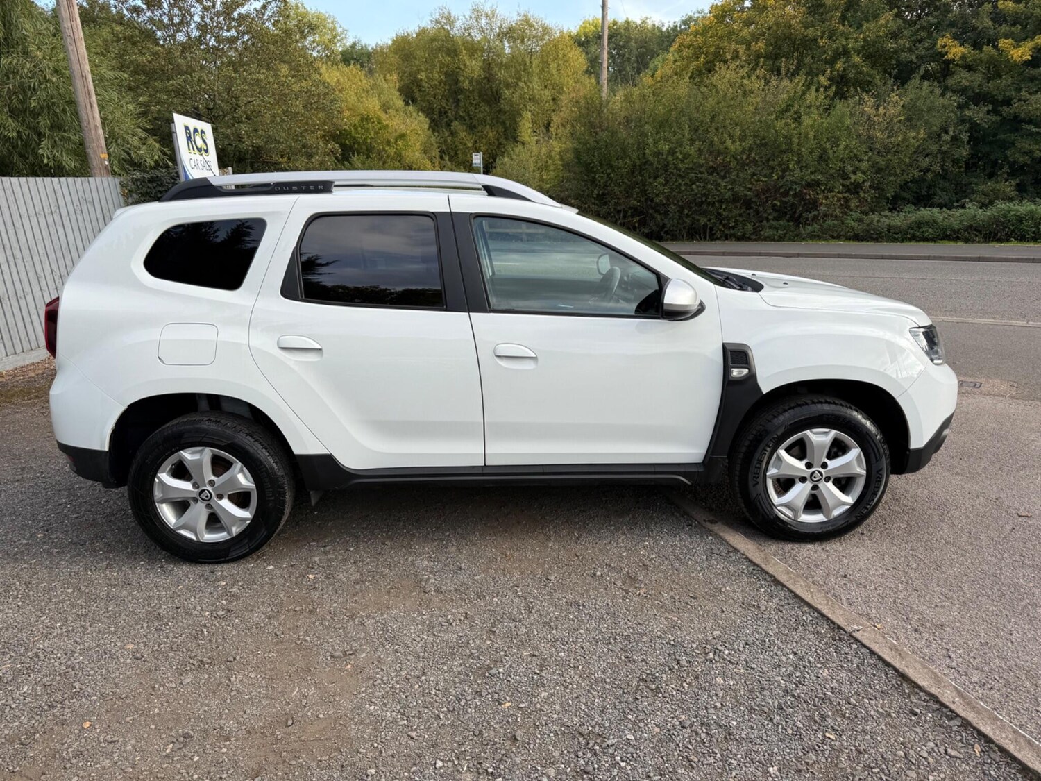 Used Dacia Duster 2018 for sale - 76072877: Photo 2