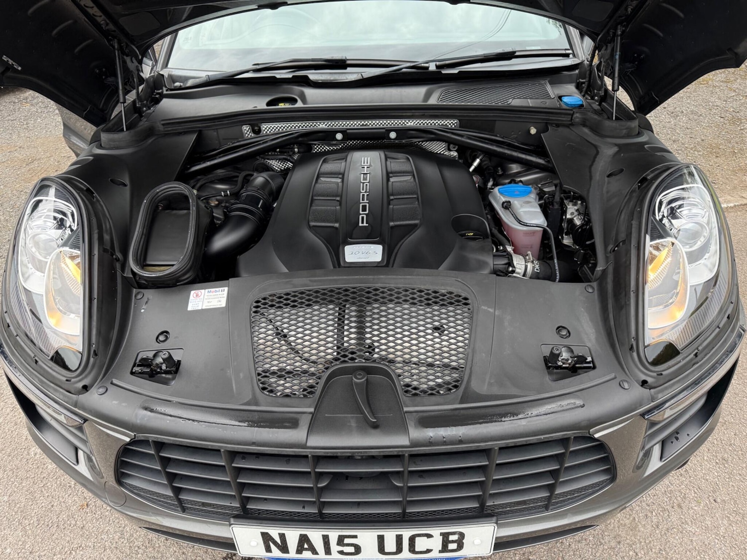 Used Porsche Macan 2015 for sale - 76108371: Photo 11