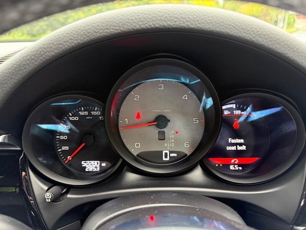 Used Porsche Macan 2015 for sale - 76108371: Photo 18