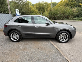 Used Porsche Macan 2015 for sale - 76108371: Photo 3