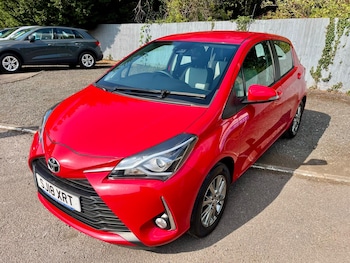Used Toyota Yaris 2018 for sale - 75334386: Photo