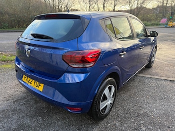 Used Dacia Sandero 2022 for sale - 76802120: Photo