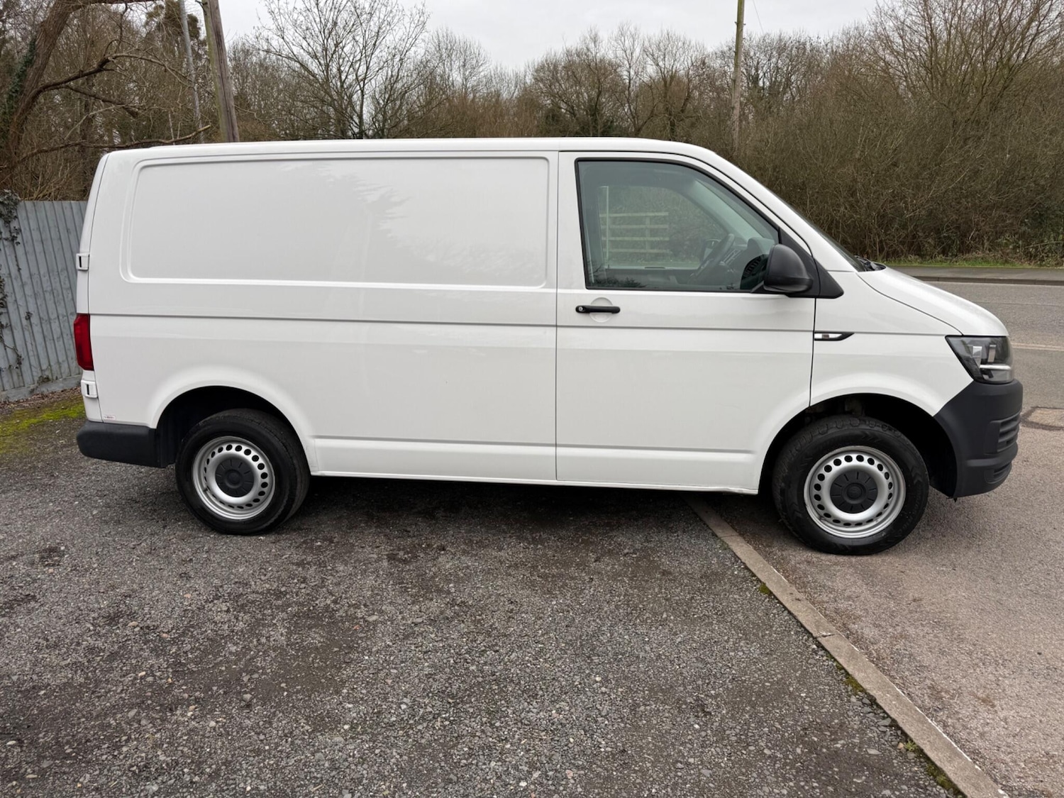 Used Volkswagen Transporter 2019 for sale - 77550744: Photo 2