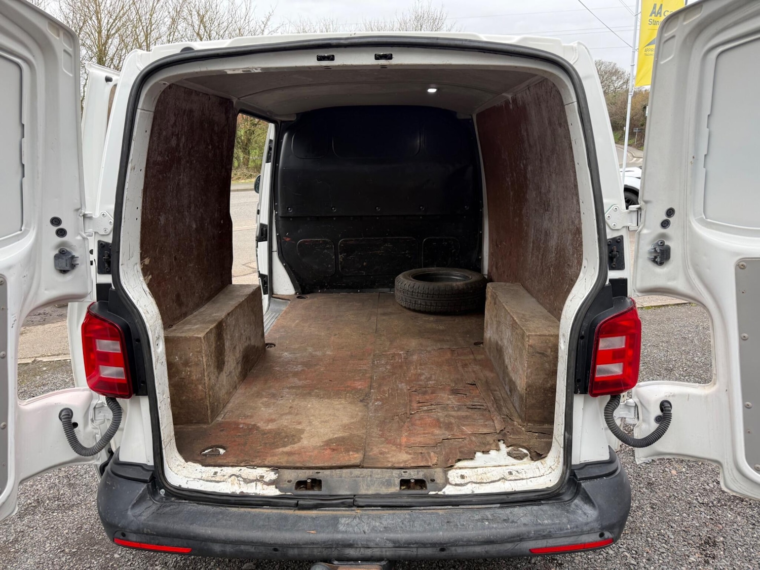 Used Volkswagen Transporter 2019 for sale - 77550744: Photo 9