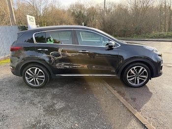 Used Kia Sportage 2020 for sale - 76975554: Photo