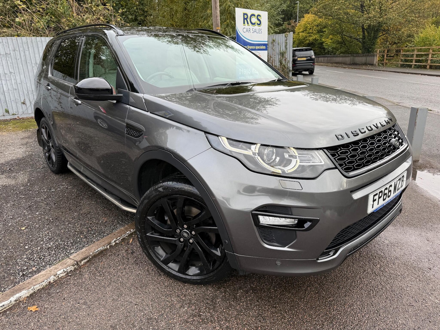 Used Land Rover Discovery Sport 2016 for sale - 76371468: Photo 1
