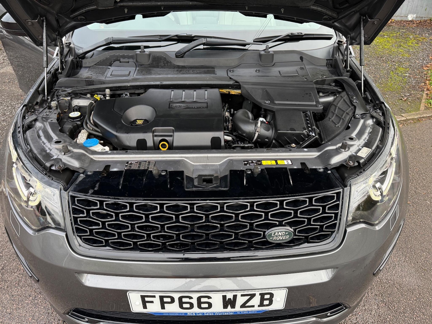 Used Land Rover Discovery Sport 2016 for sale - 76371468: Photo 11