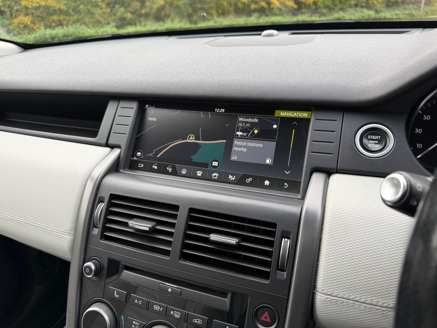 Used Land Rover Discovery Sport 2016 for sale - 76371468: Photo 19