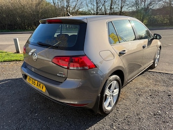 Used Volkswagen Golf 2016 for sale - 77824768: Photo