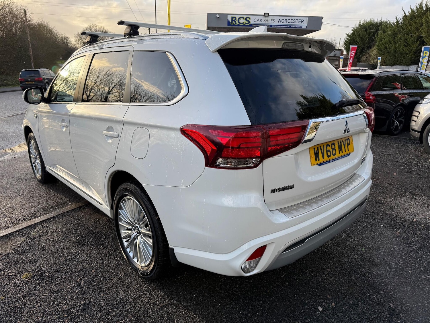 Used Mitsubishi Outlander 2018 for sale - 77120300: Photo 6