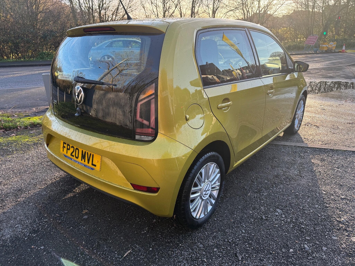 Used Volkswagen up! 2020 for sale - 76913386: Photo 3