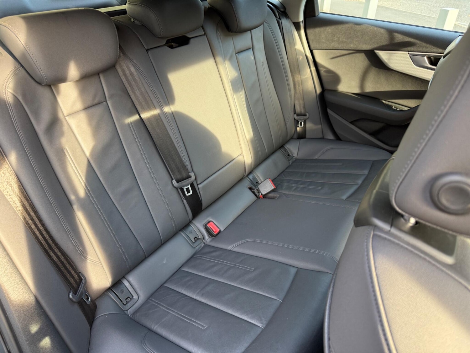 Used Audi A4 Avant 2019 for sale - 76239371: Photo 12