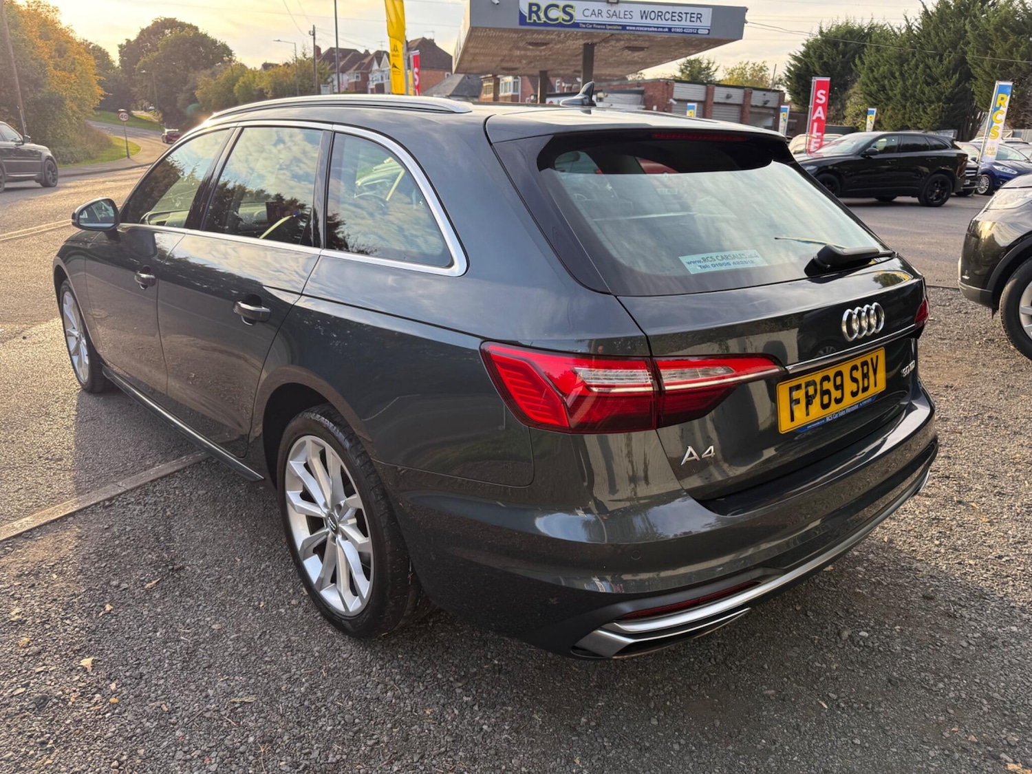 Used Audi A4 Avant 2019 for sale - 76239371: Photo 5