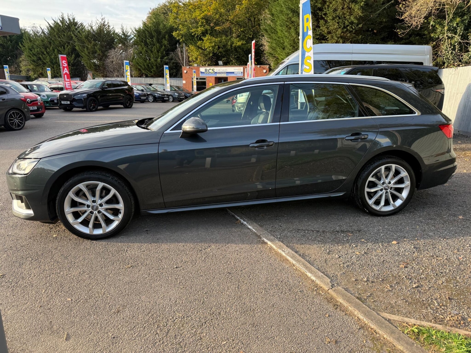 Used Audi A4 Avant 2019 for sale - 76239371: Photo 6