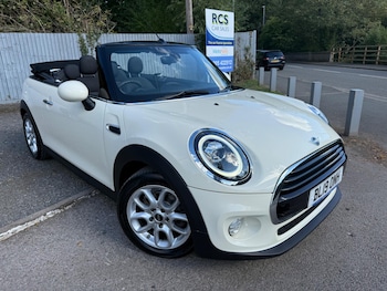 Used MINI Convertible 2019 for sale - 75989807: Photo