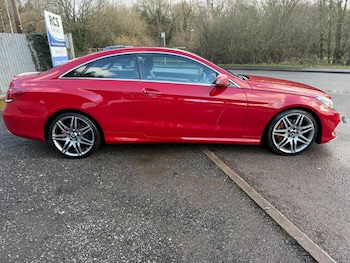 Used Mercedes-Benz E Class 2015 for sale - 77559327: Photo