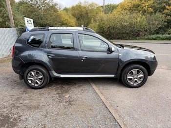 Used Dacia Duster 2015 for sale - 76166457: Photo 3