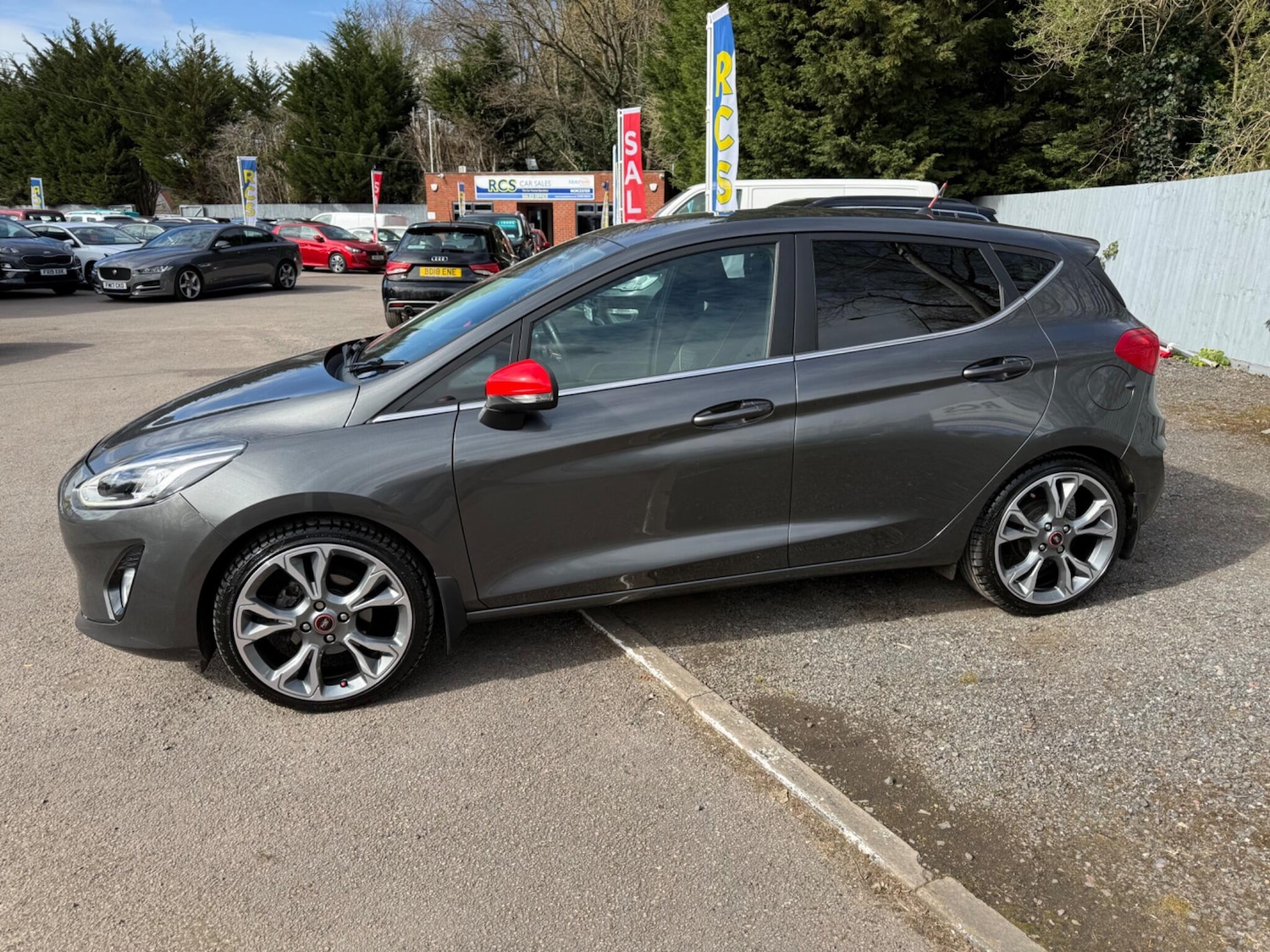 Used Ford Fiesta 2017 for sale - 78034893: Photo 7