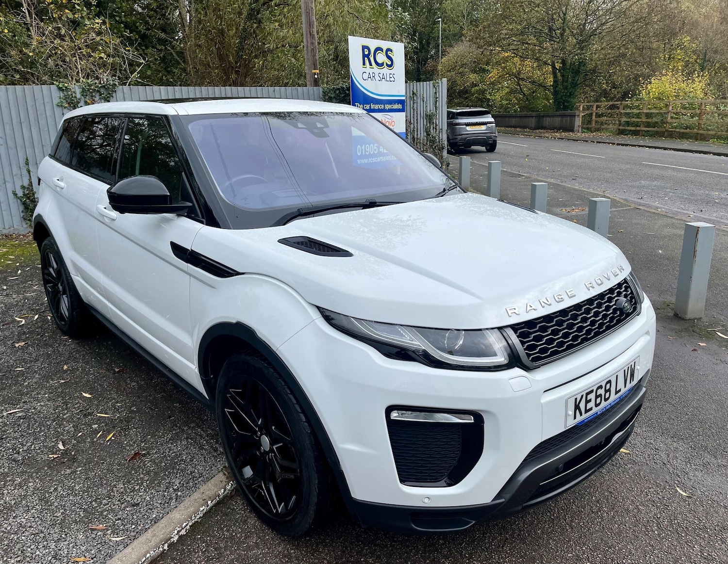 Used Land Rover Range Rover Evoque 2018 for sale - 76995415: Photo 2
