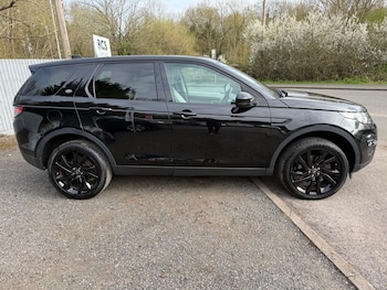 Used Land Rover Discovery Sport 2017 for sale - 78170624: Photo