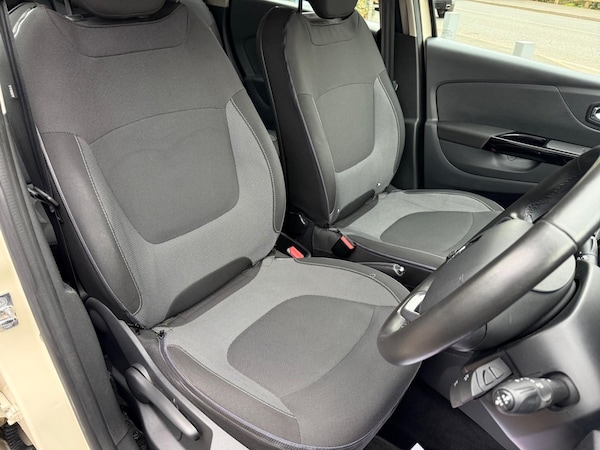 Used Renault Captur 2016 for sale - 76094833: Photo 16