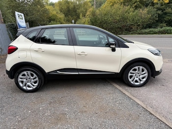 Used Renault Captur 2016 for sale - 76094833: Photo 3